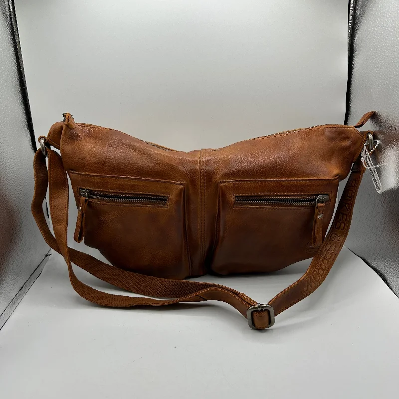 Belt Bag Leather By Cmb, Size: Medium