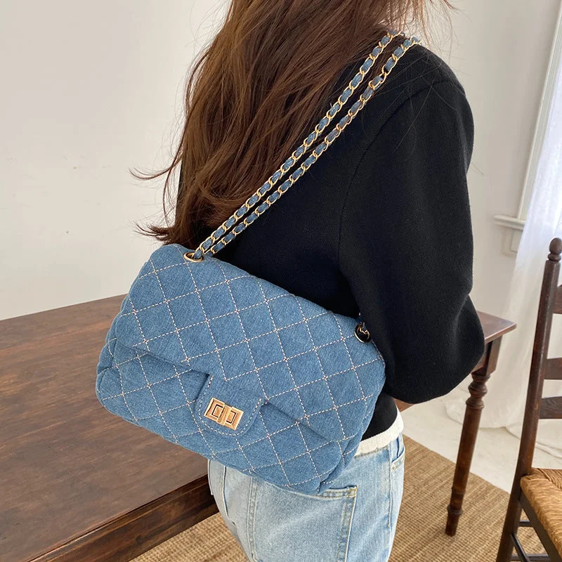 Winter Quilted Denim Women Shoulder bags Luxury Fashion Trends Chain Handbags and Purses Diamond Grain Female Crossbody Bags